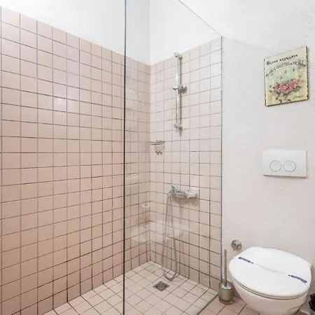 Bright Charming 2bd15bath Galatatower Home! #257 Apartment Istanbul