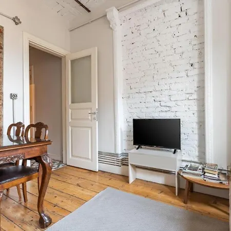 Bright Charming 2bd15bath Galatatower Home! #257 * Istanbul
