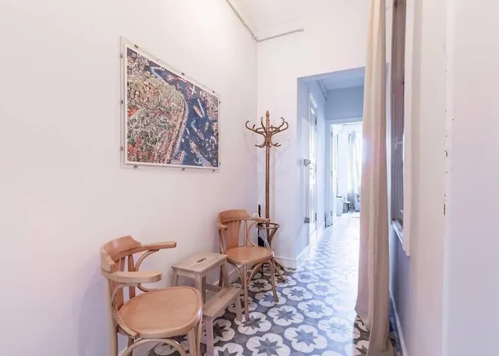 Bright Charming 2bd15bath Galatatower Home! #257 伊斯坦布尔